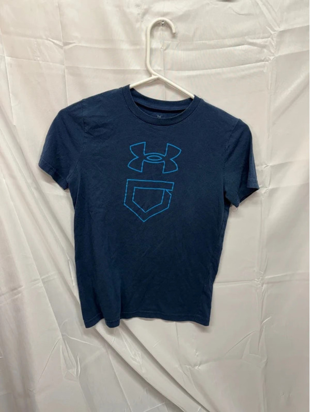 Under amour youth tee shirt